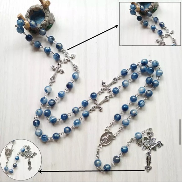 Blue marble affect acrylic resin beaded rosary - Picture 8 of 13